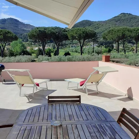 Terme Isola D'elba Srl アパートホテル 3*