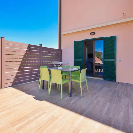 アパートホテル Terme Isola D'elba Srl